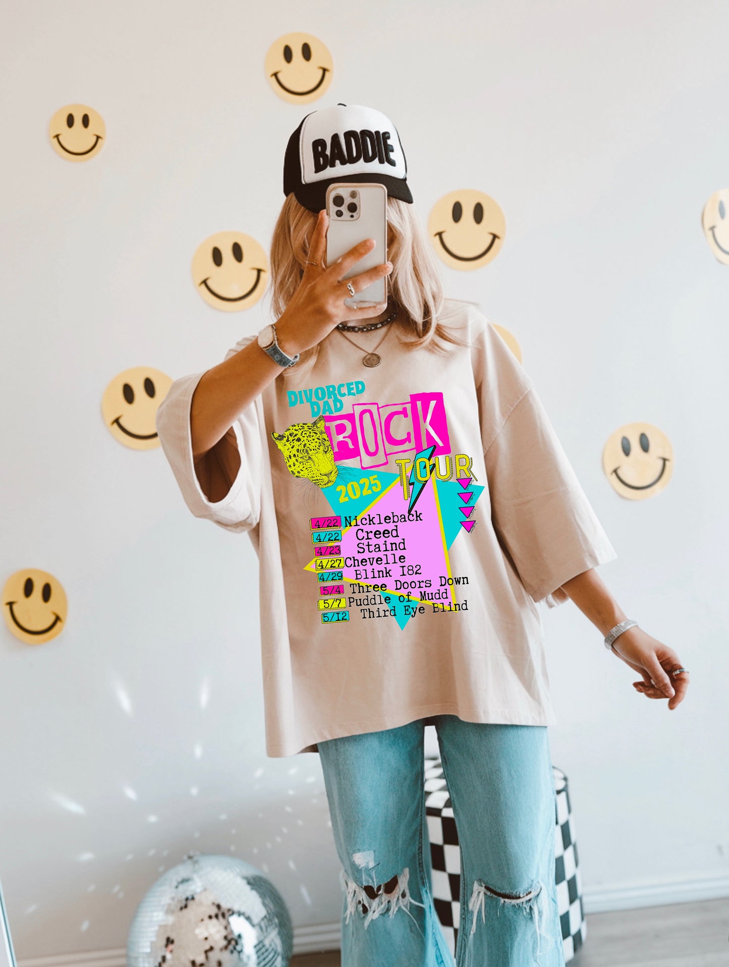 Divorced dads tour sand gildan tee