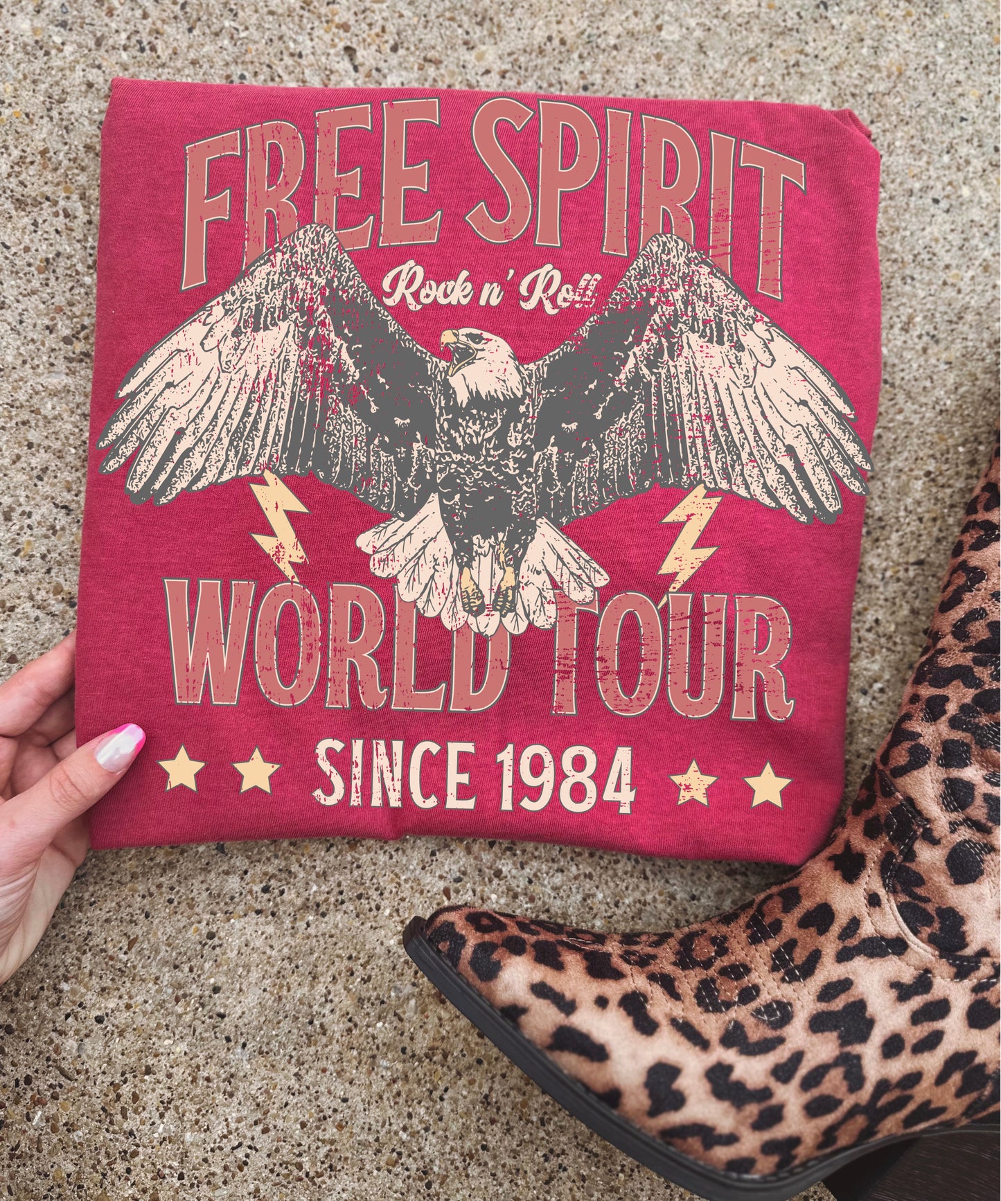 Free spirit world tour brick comfort colors tee